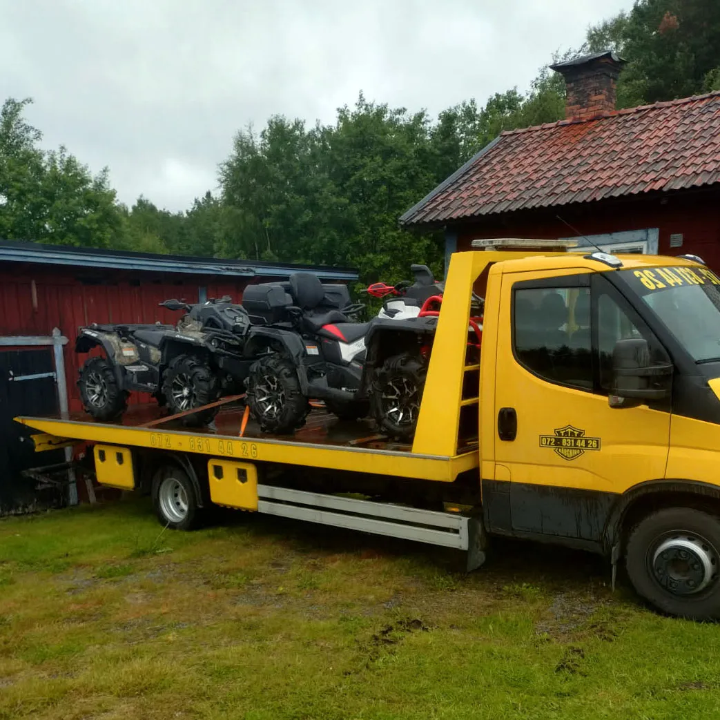 T.T.T Bärgning hämtar fordon